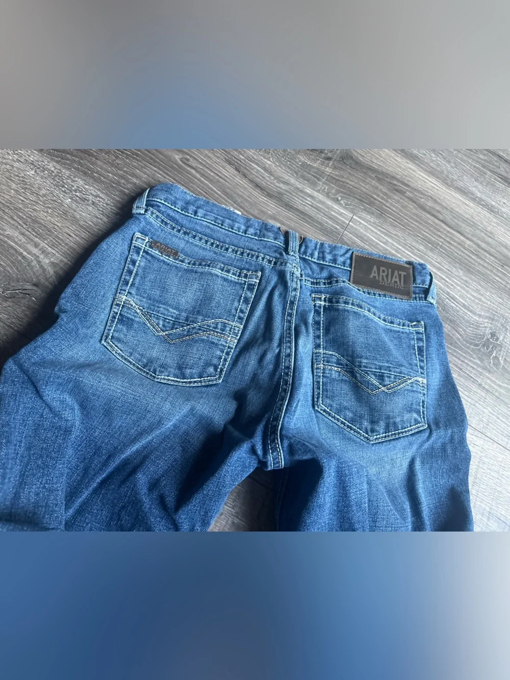 Ariat men flare